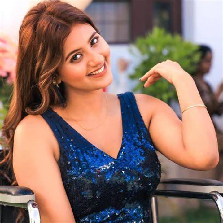 
Anjali Arora Height, Weight, Net Worth, Age, Birthday, Wikipedia, Who, Nationality, Biography 