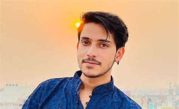 Anshuman Jha Height, Weight, Net Worth, Age, Birthday, Wikipedia, Who, Instagram, Biography