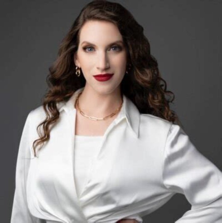 Apostle Kathryn Krick Height, Weight, Net Worth, Age, Birthday, Wikipedia, Who, Nationality, Biography