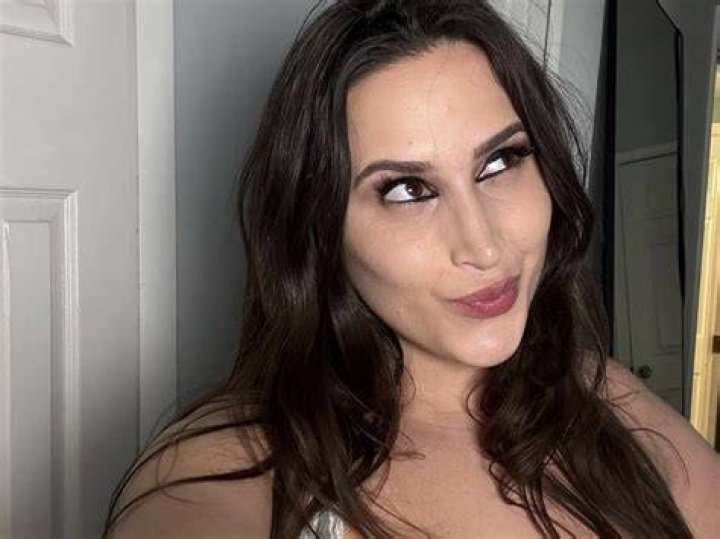 Ashley Collins Net Worth