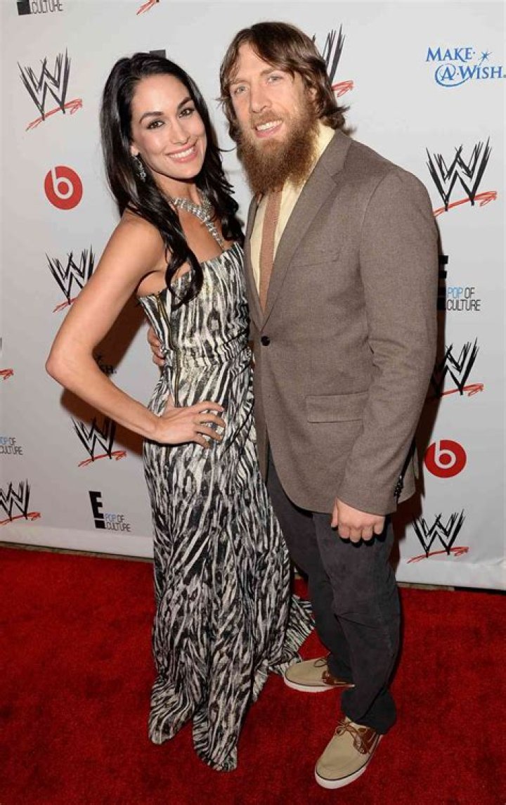 Brie Bella Ex Boyfriend: Who did Brie Bella used to date?