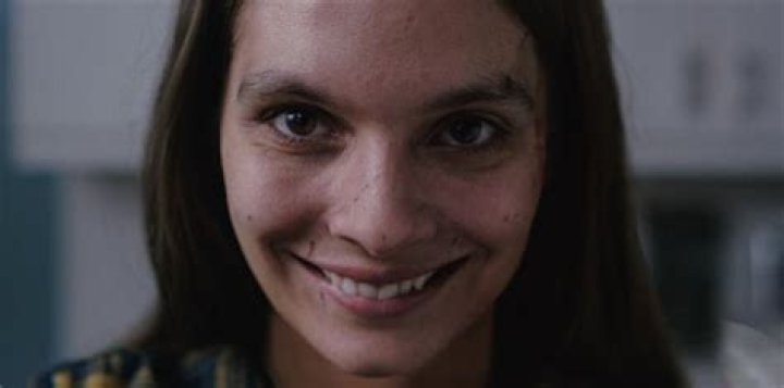 Caitlin Stasey Parents: Meet Sally Stasey And David Stasey