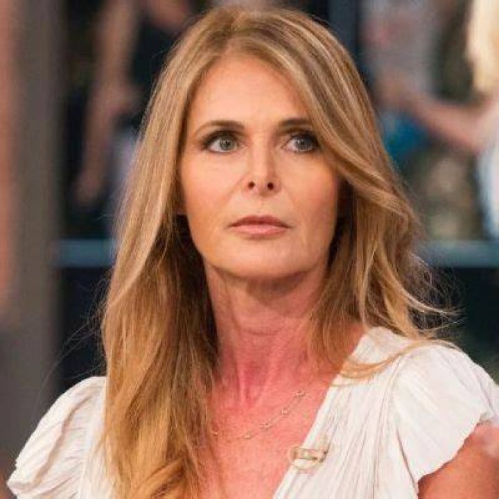 Catherine Oxenberg (Actress) Wiki, Bio, Age, Height, Weight, Husband, Net Worth, Facts