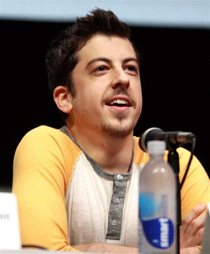 Chris Mintz-Plasse Height, Weight, Net Worth, Age, Birthday, Wikipedia, Who, Nationality, Biography