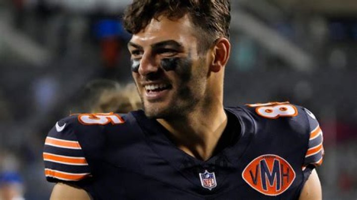 Cole Kmet Injury News: Chicago Bears Tight End Injured Against Arizona Cardinals - SarkariResult