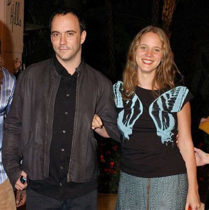 Dave Matthews and Wife Jennifer Ashley Harper Live With Their Kids In Their Home In Seattle