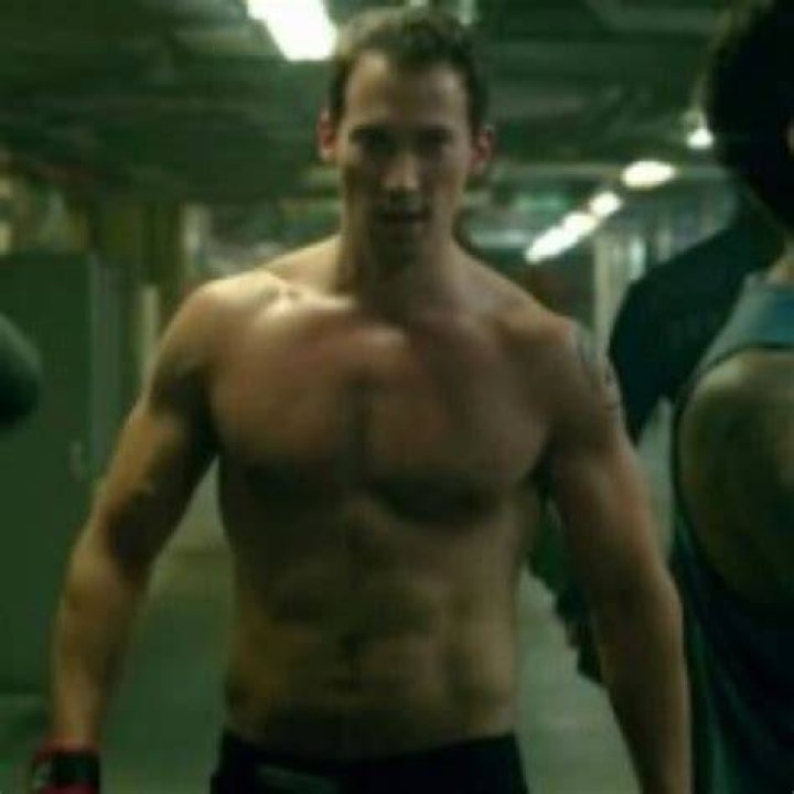 David Caves Height, Weight, Net Worth, Age, Birthday, Wikipedia, Who, Nationality, Biography