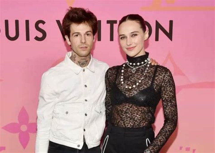 Devon Lee Carlson Is Jesse Rutherford Ex-Girlfriend, Meet His New Girlfriend Billie Eilish