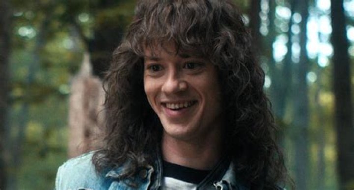 
Does Eddie Munson die in Stranger Things season 4? 