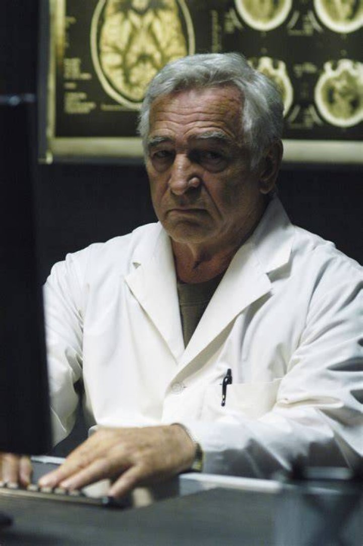 Donnelly Rhodes Net Worth