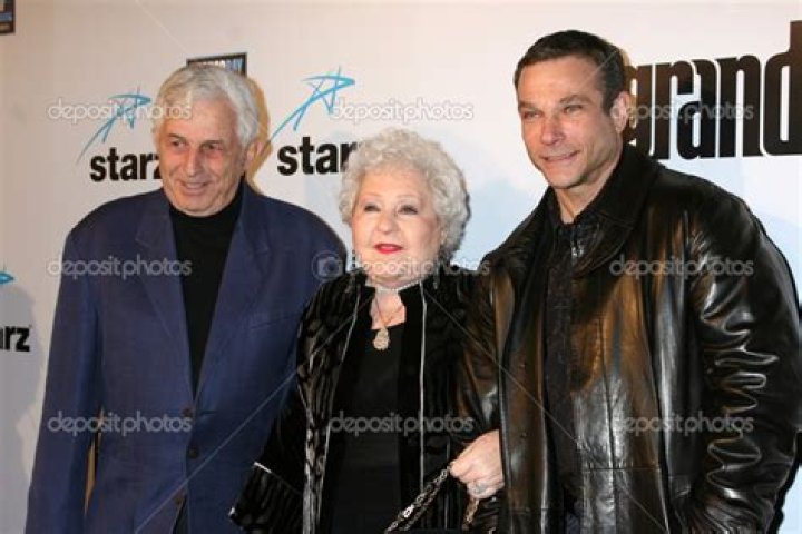 Estelle Harris Family – Details To Know About Her Husband And Children