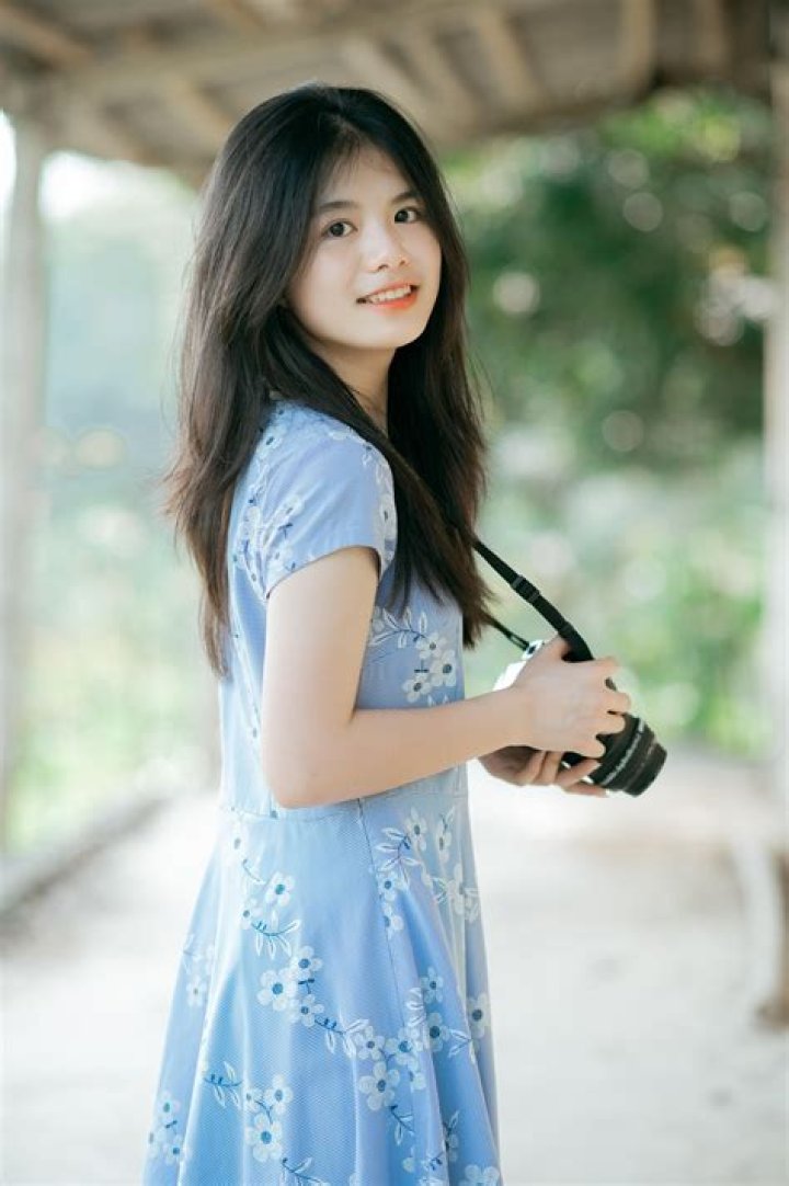 Filthy-Haired Girl
