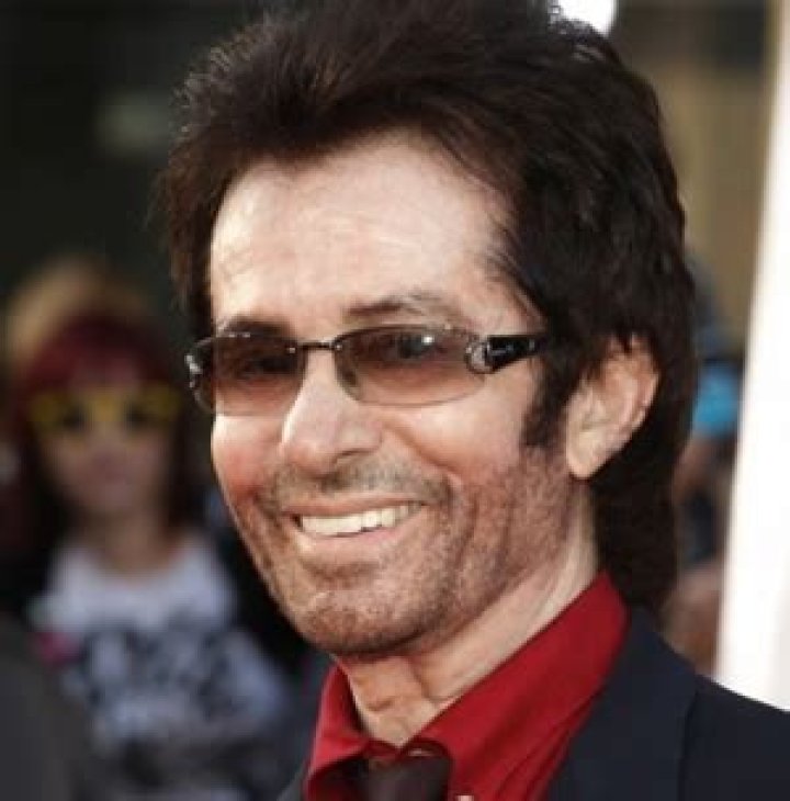 George Chakiris Bio, Wiki, Age, Family, Partner, Movies, Jewelry, and Net Worth.
