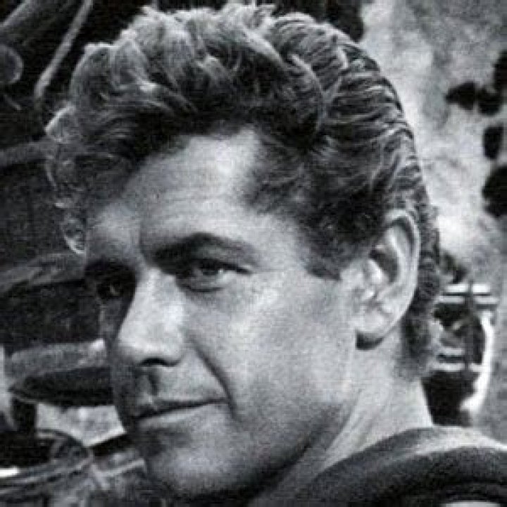 Gordon Scott Net Worth