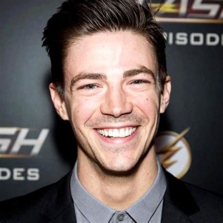 Grant Gustin Height, Weight, Net Worth, Age, Birthday, Wikipedia, Who, Nationality, Biography