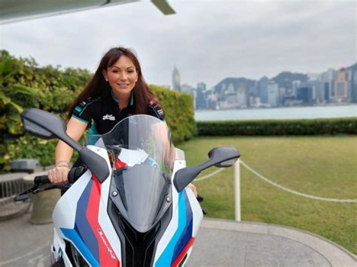 How Much Does Faye Ho Net Worth – FHO Racing BMW Owner Wealth Explored