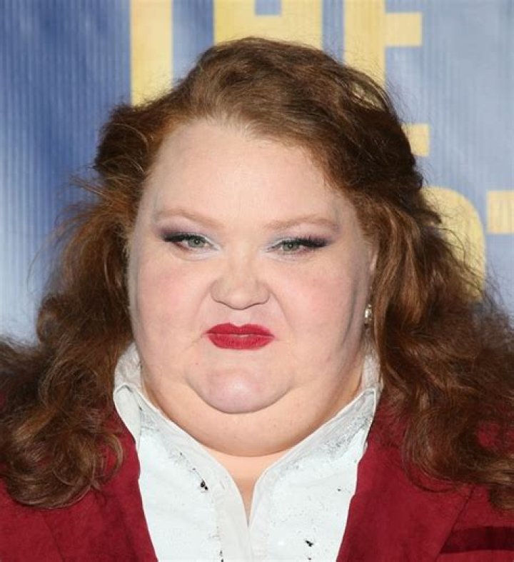 How Much Does Shawna Hamic Weight? Everything On Her Age And Wiki Bio