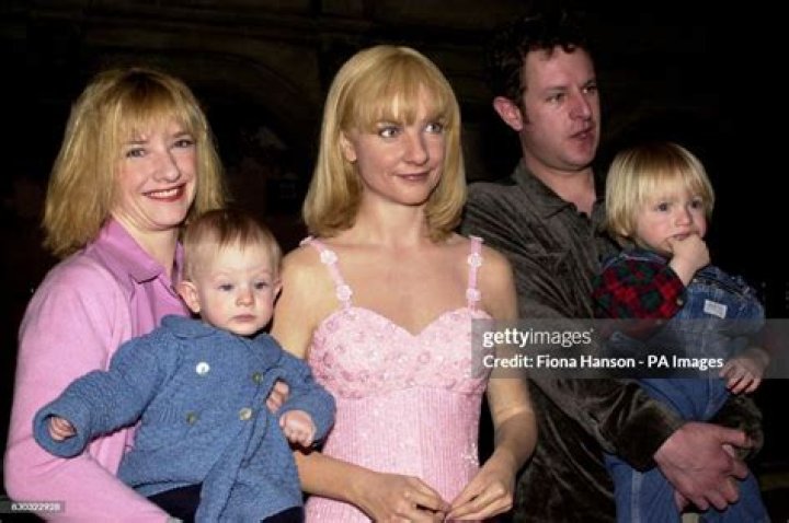 How Old Is Molly Vivian? Meet Jane Horrocks Daughter On Instagram