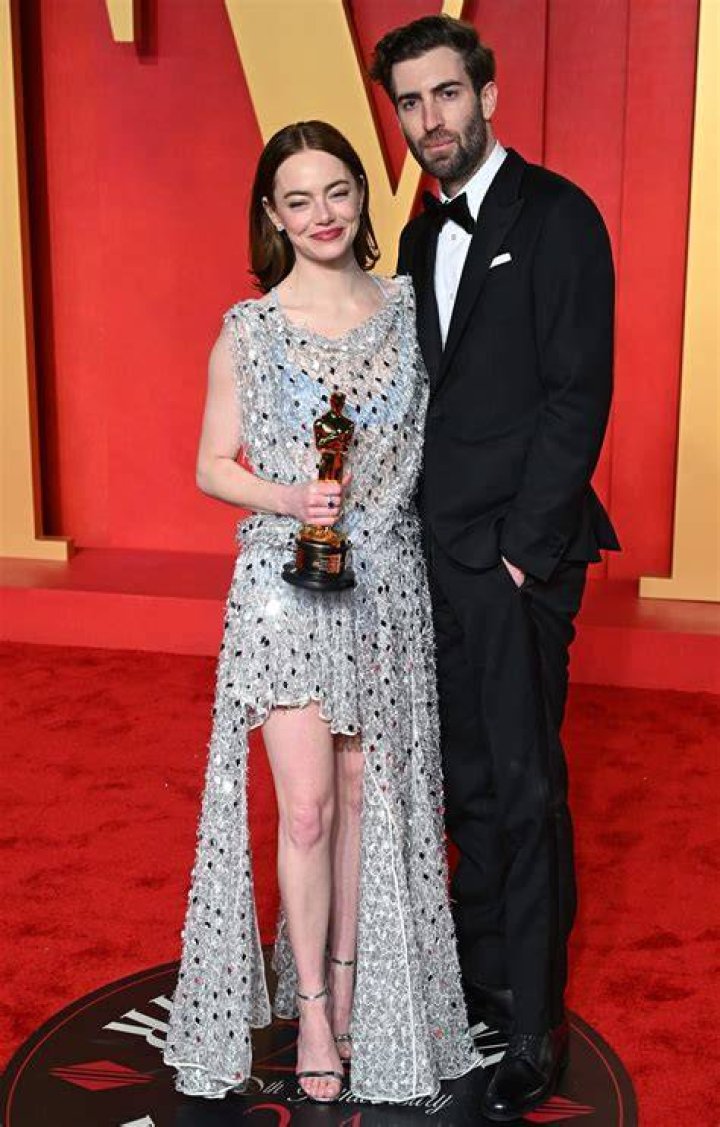 How Tall is Emma Stone?