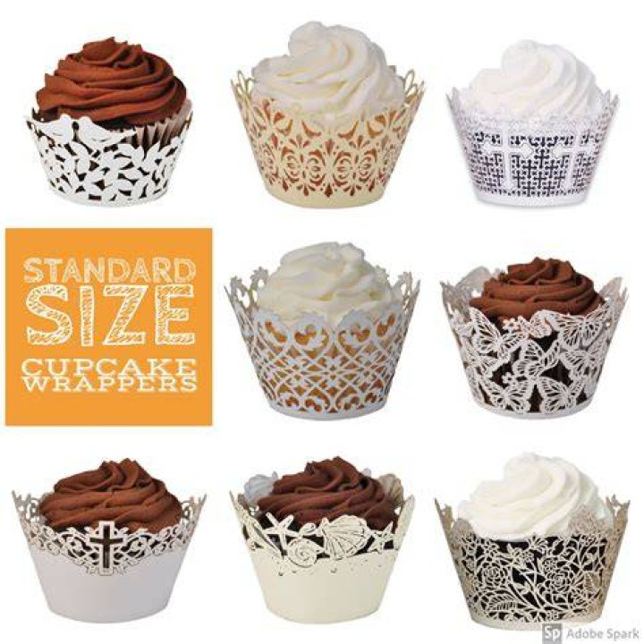How to cut cupcake wrappers