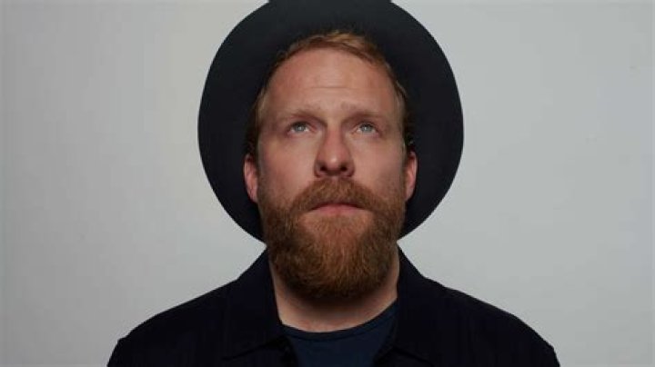 
Is Alex Clare Jewish? Explore His Religion And Faith 
