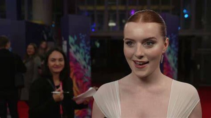
Is Hannah Onslow Dating Anyone? Dating & Relationship Details About The ‘This Is Going to Hurt’ Actress 