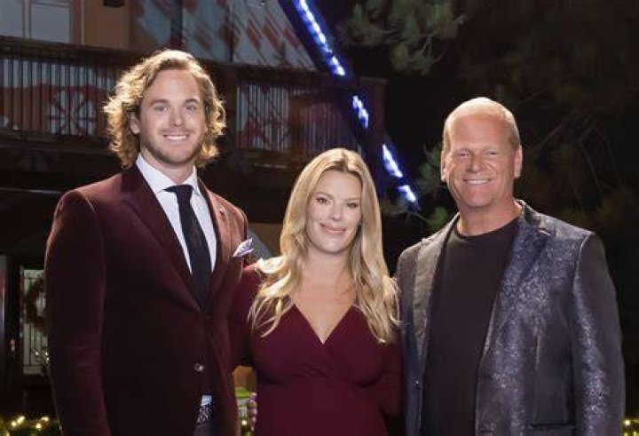
Is Mike Holmes Jr Still Married To Wife Lisa Grant Or Did He Get A Divorce? 