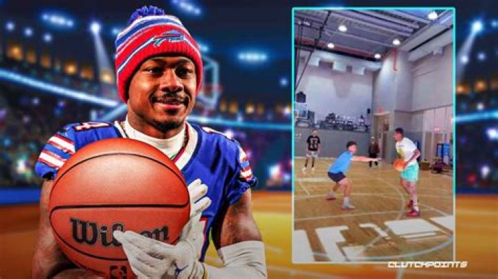 
Is Stefon Diggs the best hooper in NFL? WR’s basketball video at Summit NYC gym goes viral 