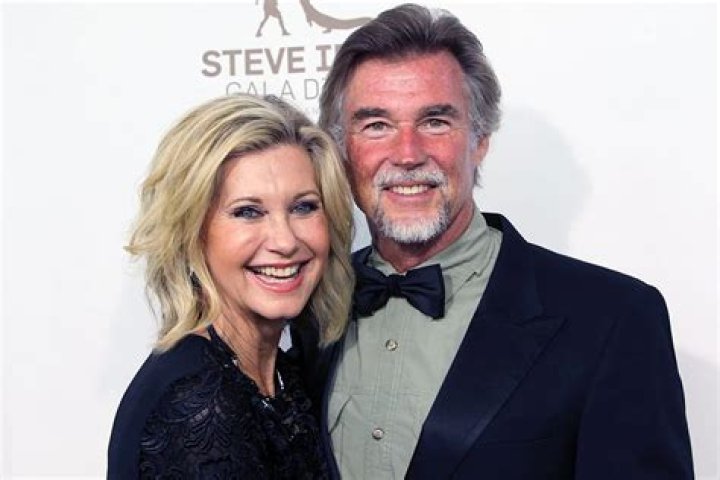 
John Easterling Recalls One of His First Vacations with Olivia Newton-John on Late Wife’s Birthday 