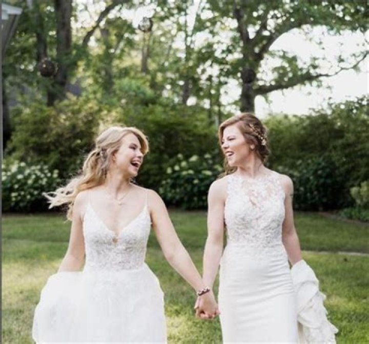 Katherine Cunningham Husband, Married, Net Worth, Age, Height, Kids, Bio