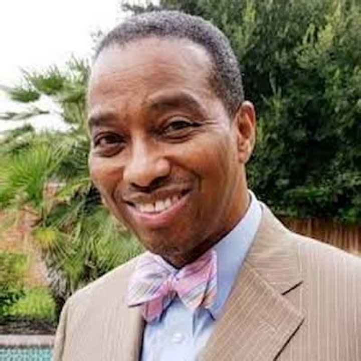 
Khambrel Marshall Height, Weight, Net Worth, Age, Wiki, Who, Instagram, Biography 