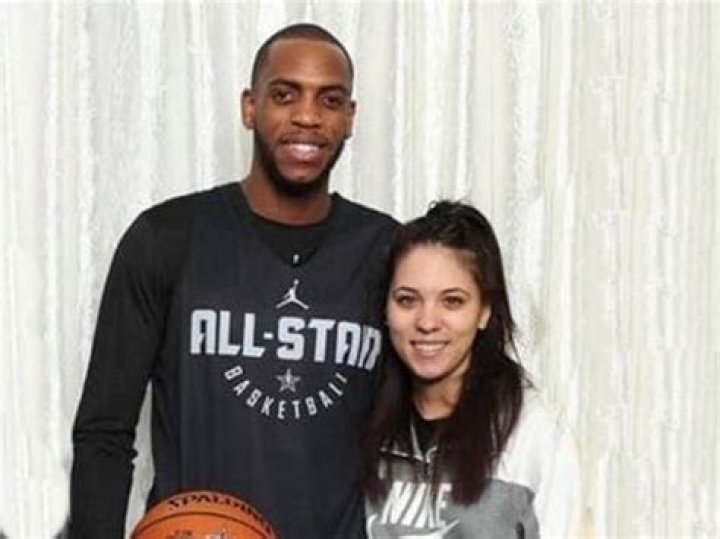 Khris Middleton is not Married to Wife: Dating girlfriend Samantha Dutton. Kids.