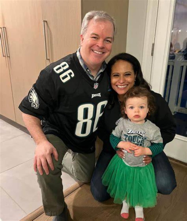Kristen Swilley Bio, Wiki, Age, Height, Parents, Husband, Kids, WCPO, Salary, and Net Worth