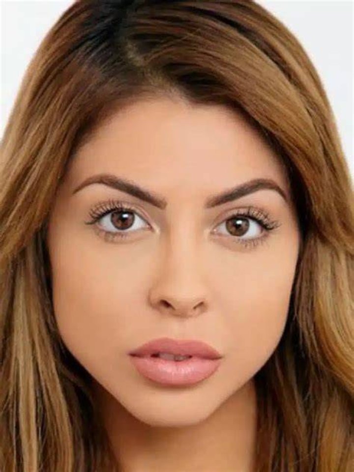 
Mandi Castillo Height, Age, Boyfriend, Biography, Wiki, Net Worth 
