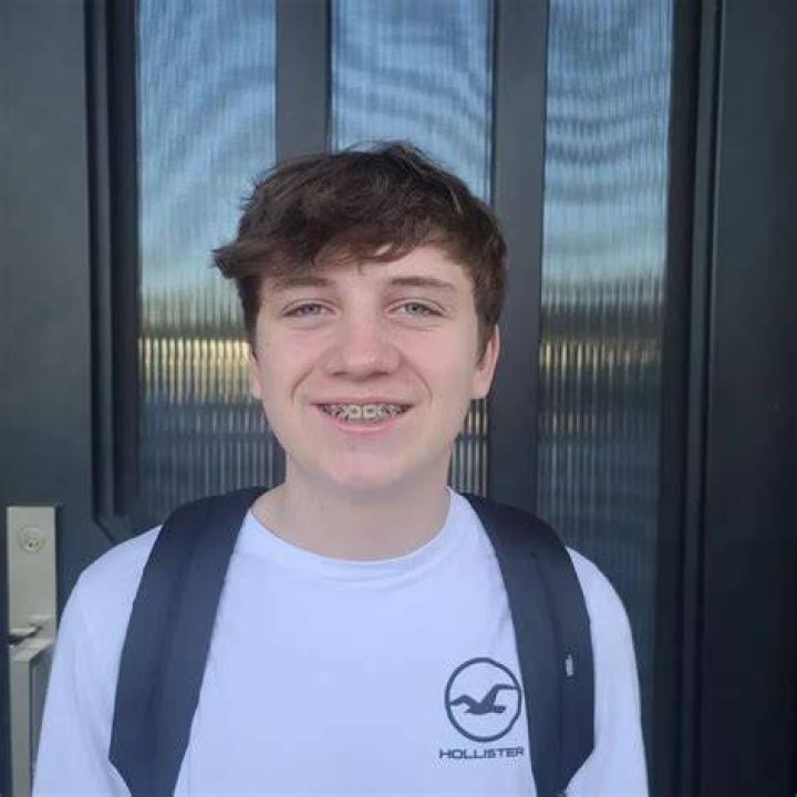 Max Pettit Net Worth