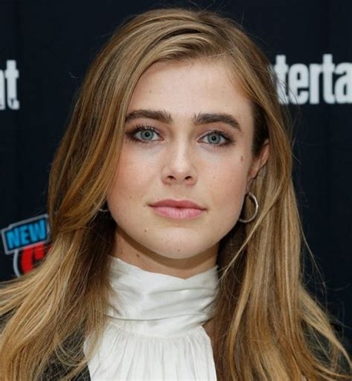 Melissa Roxburgh Height, Age, Boyfriend, Biography, Wiki, Net Worth
