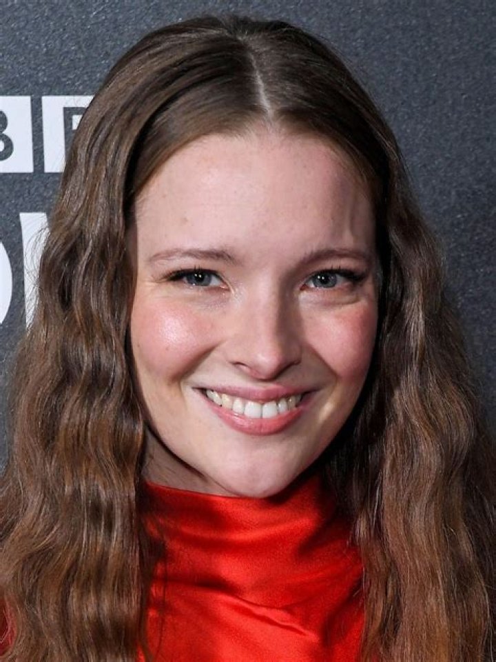 Morfydd Clark nationality: What nationality is Morfydd? Is Morfydd Clark British?