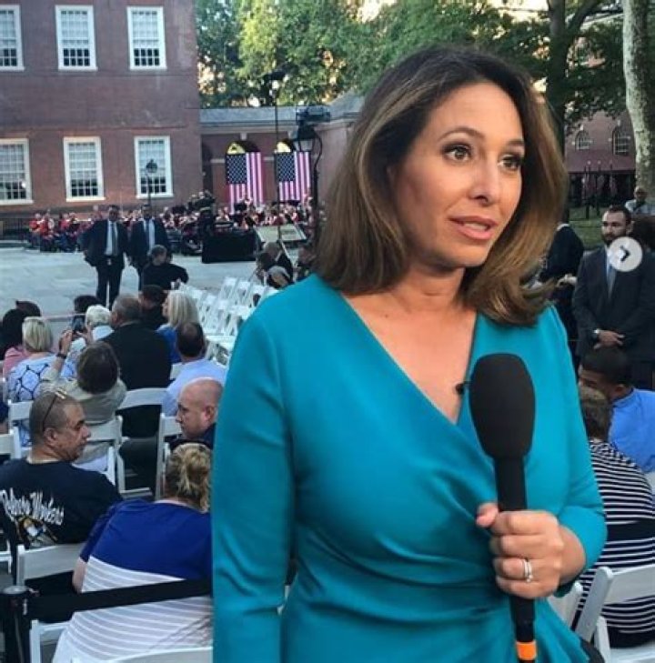 
Nancy Cordes Height, Weight, Net Worth, Age, Birthday, Wikipedia, Who, Nationality, Biography 