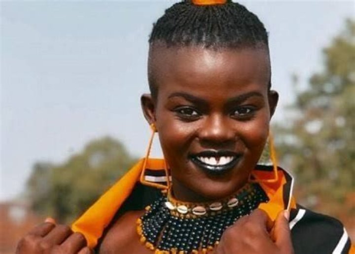 Oluchi Onweagba Biography – Age, Height, Husband, Net Worth & Pictures