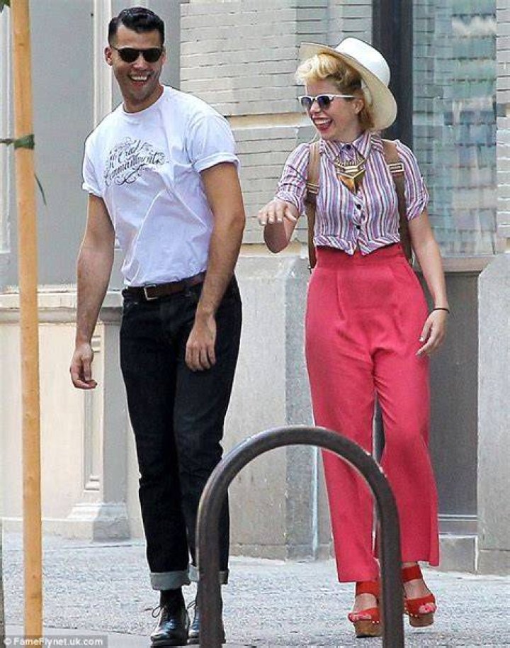 Paloma Faith: dating, net worth, tattoos, smoking & body measurements