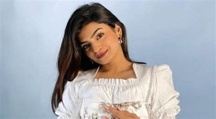 
Rajvee Gandhi Height, Weight, Net Worth, Age, Birthday, Wikipedia, Who, Nationality, Biography 