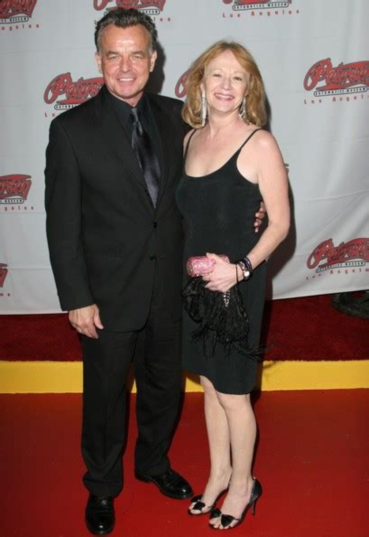 Ray Wise: Wife, net worth, tattoos, smoking & body facts