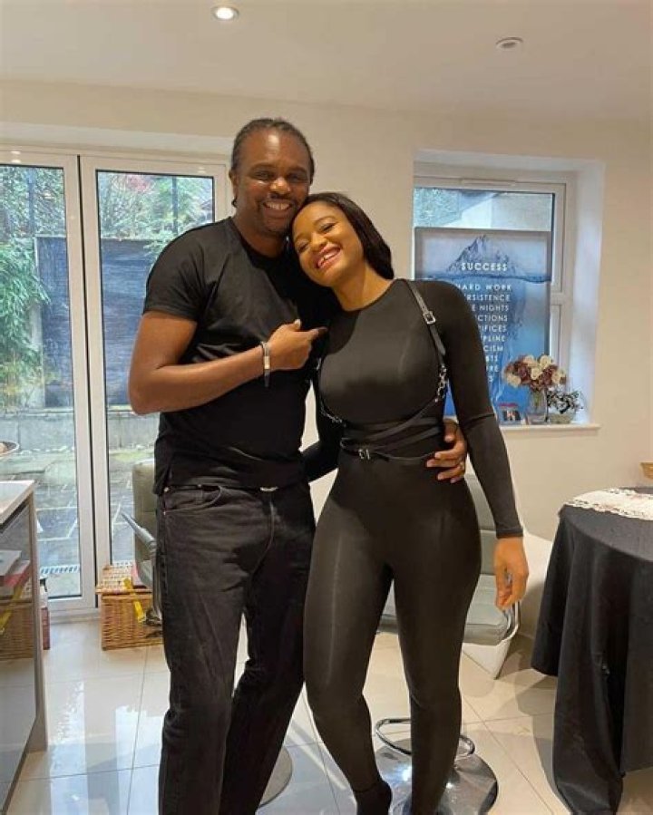 
Reactions As Amara, Wife Of Ex-Super Eagles Captain, Kanu Nwankwo Shows Off Her Natural Beauty On IG 