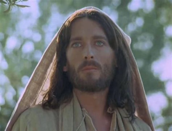 Robert Powell Bio, Age, Height, Wife, Net Worth, Jesus Of Nazareth and Quotes