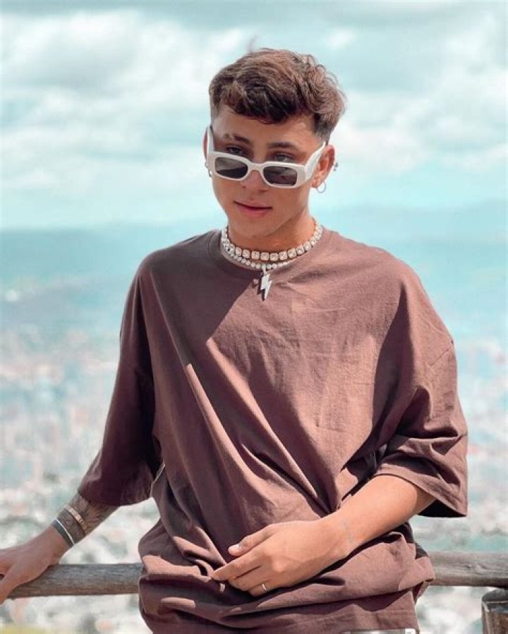 Rod Contreras (TikTok Star) Wiki, Bio, Age, Height, Weight, Dating, Girlfriend, Net Worth, Career, Facts