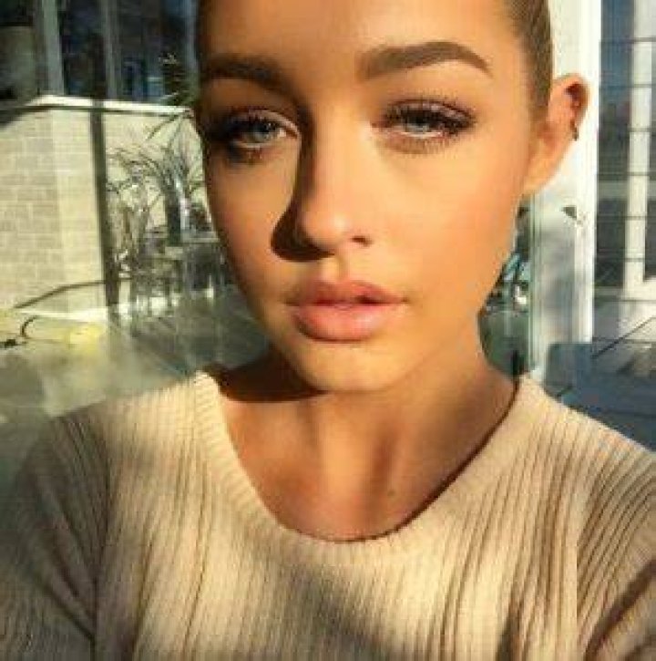 
Sammy Robinson Height, Weight, Net Worth, Age, Birthday, Wikipedia, Who, Nationality, Biography 