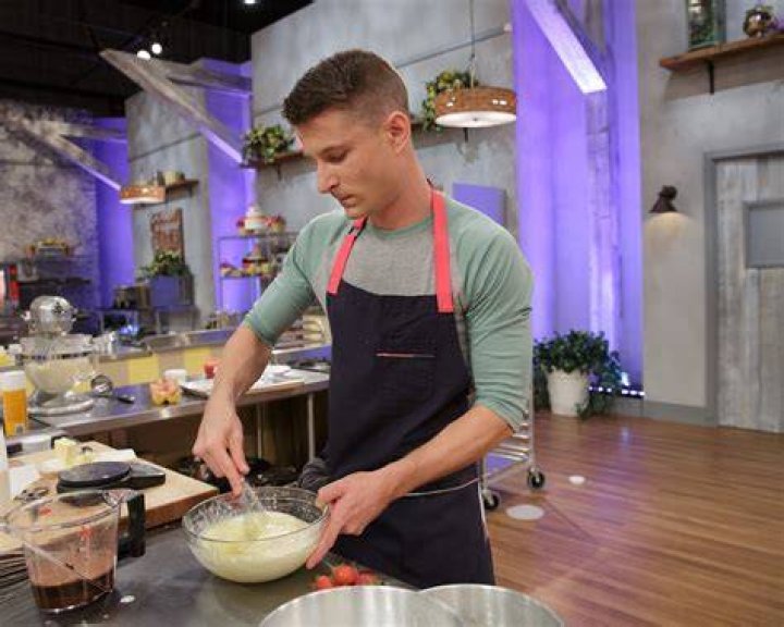 Spring Baking Championship: Dan Langan Wiki, Biography, Partner: Is Dan Married?