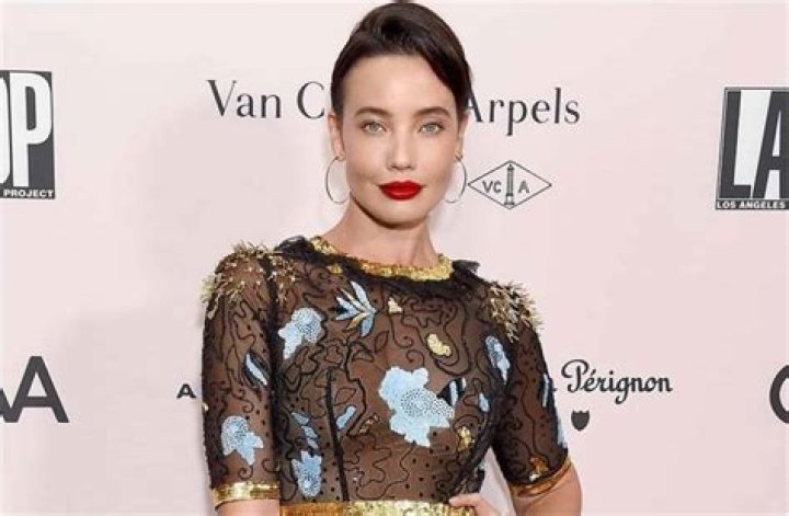 Stephanie Corneliussen Movies and Tv Shows, Height, Instagram, Wiki,