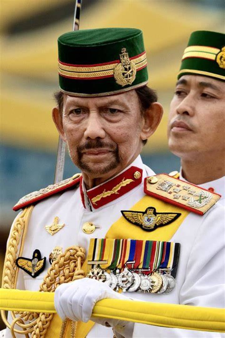 Sultan Hassanal Bolkiah’s biography, fact, career, awards, net worth & life story