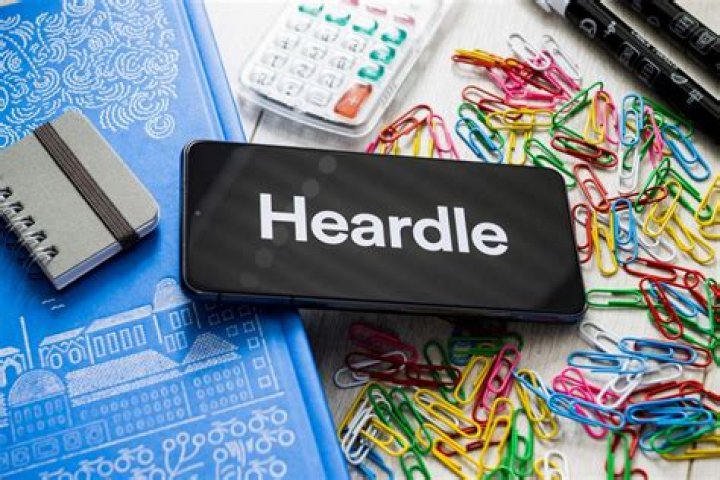 
Today’s Heardle: Clues and answer for Thursday, April 6, 2023 